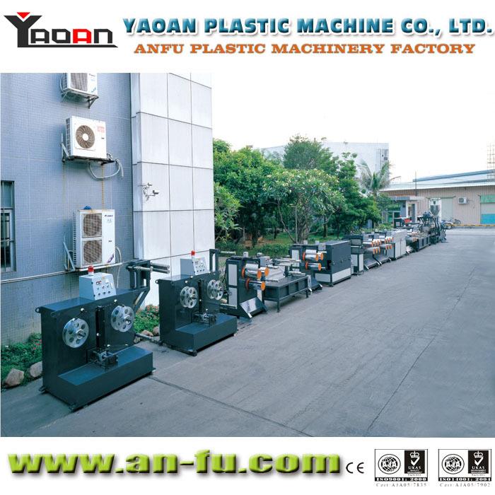 厂商应供生产P挤ET材出料一TSE-65/4出四打包带机 新型环保的包装