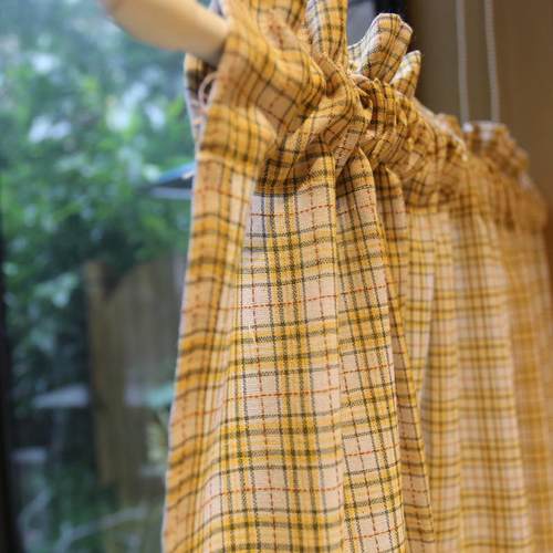 鸢尾乡旅黄绿格子红樱桃半帘穿杆帘咖啡帘免打孔窗帘