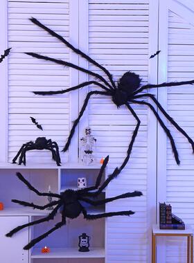Halloween stuffed spiders decorate spider webs 仿真毛绒蜘蛛