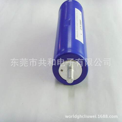 超级电容器2.7V3000F法拉电容