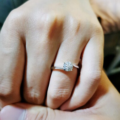 DR捧花群镶求婚钻戒怎么样？是不是真的，如何判断真假