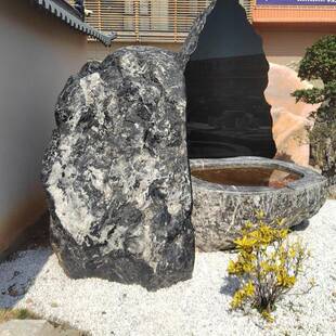 加工日式庭院景观石石枯山水泰山石餐饮店景观异型流水黑山石造景