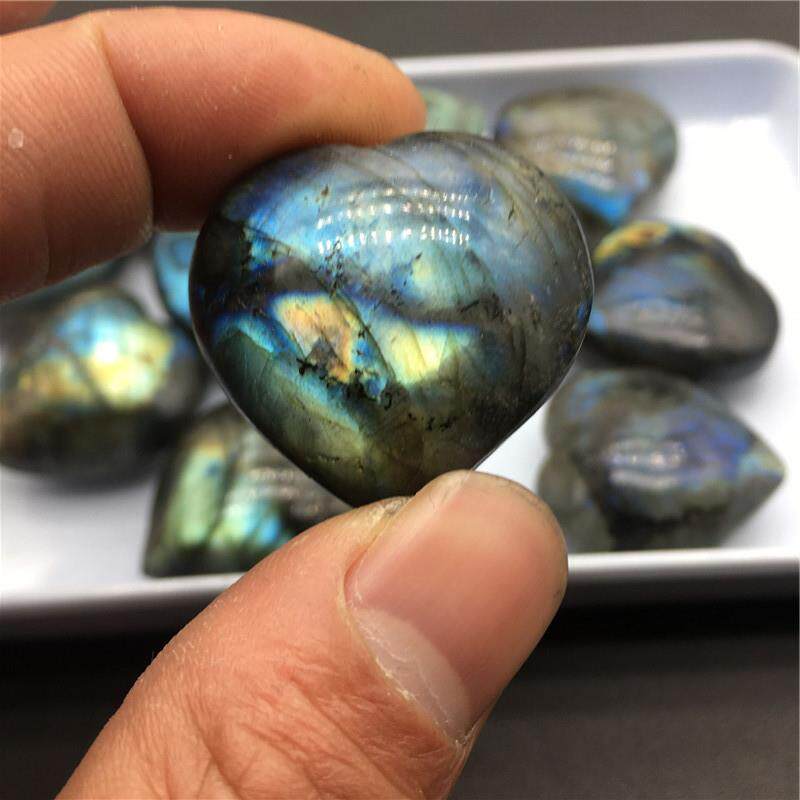 厂家天然拉长石爱心吊坠月光石心形把玩原石打磨水晶工艺品