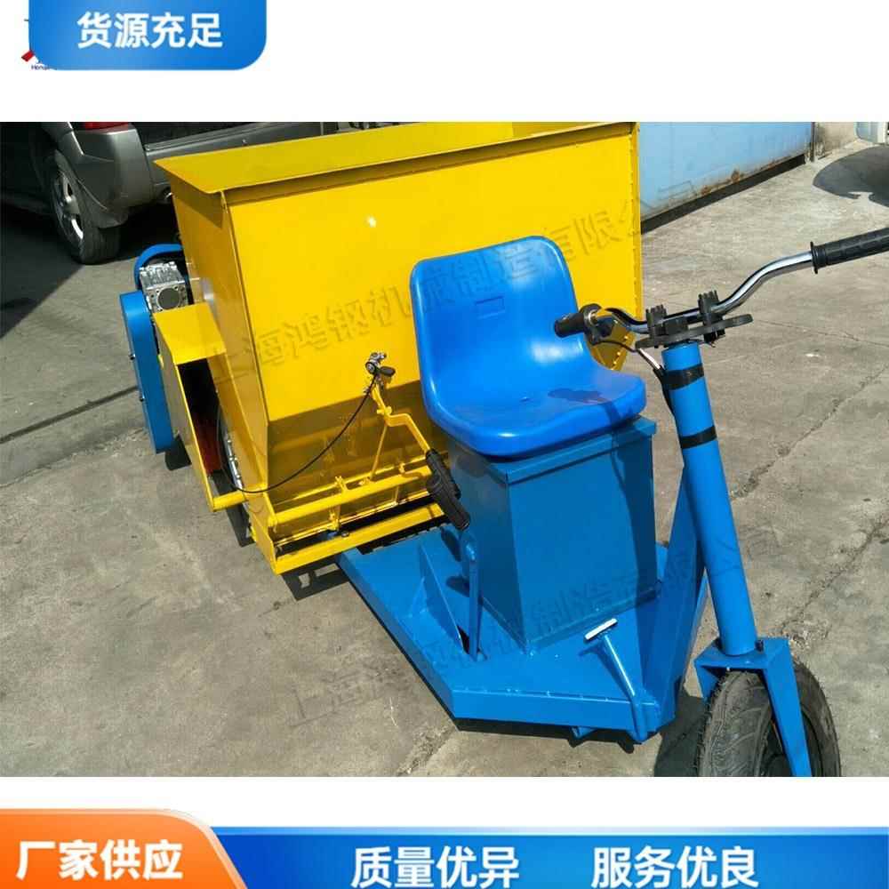 三轮驾梳充砂一体798机小型人造坪冲砂草机草电汽油动座力梳草机