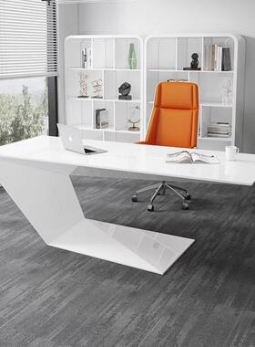 白桌色烤漆公桌长方形高总裁老板时尚大办班桌端实木简KD31约风办