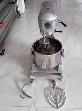 B30打蛋机商用 food processor 行星式打蛋机电动打发机厨师机