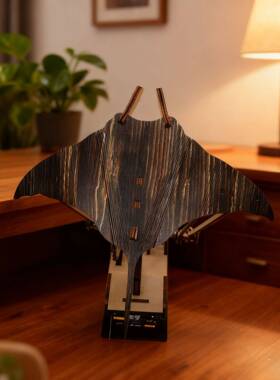 跨境新品Artisan Wooden Manta Ray Automaton工匠木制鳐鱼自动机
