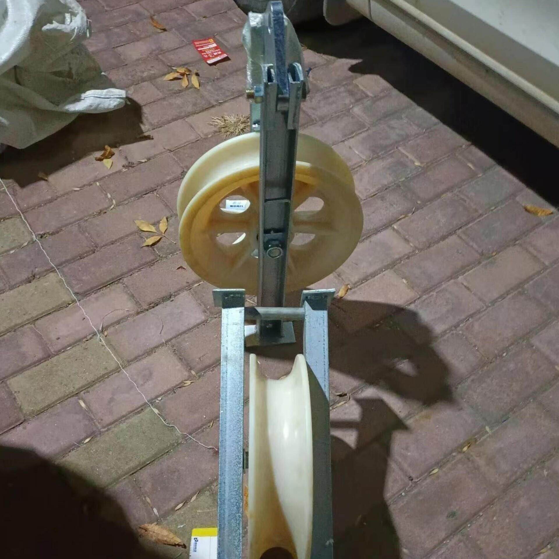 放线滑轮408508高塔用铝绞线槽钢大直径单轮放线滑轮吊架式滑轮