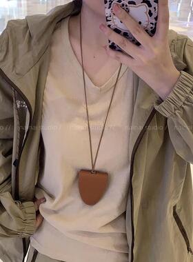 墨镜挂绳挂脖磁吸皮革夹项链女眼镜夹脖子衣服装饰挂链毛衣链配饰