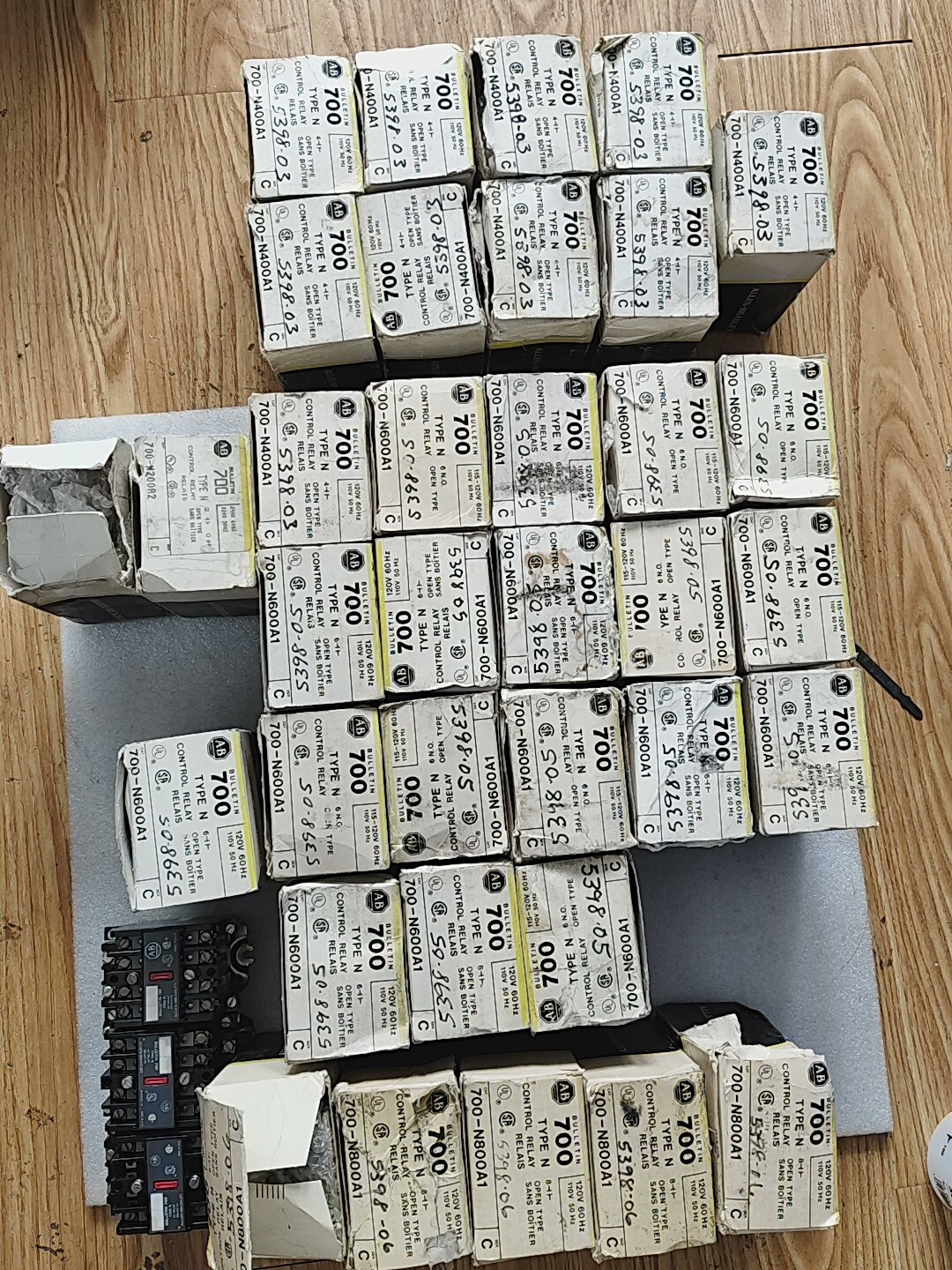 全新原装AB接触器