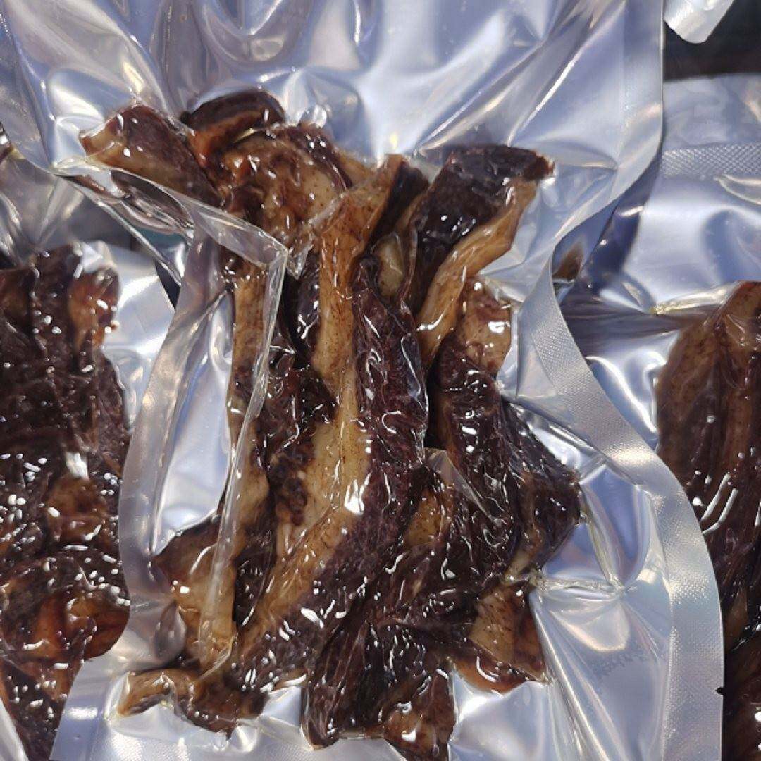 &包邮内蒙古呼伦贝尔特产蒙里金肥瘦相间风干牛肉干500克散装称重