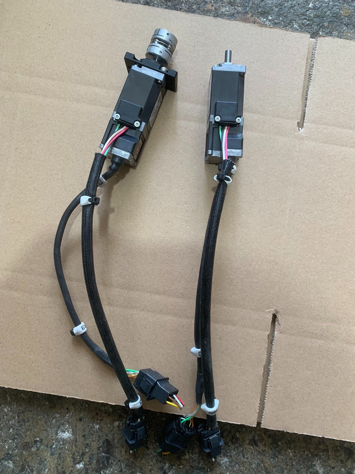 HG－AK0336、二台成色如图功能包好：单价1000元一台