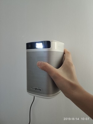 点评极米科技极米Play(XJ03V）与极米Z6哪个好，选哪款不后悔？