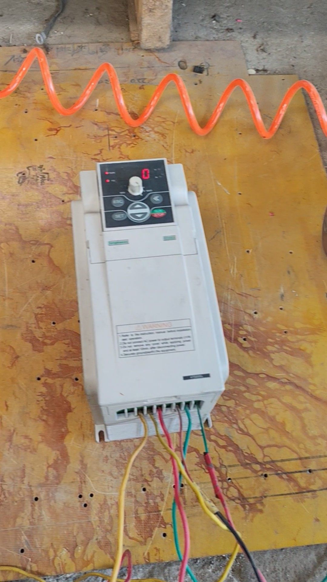 四方变频器E550-4T0055L  5.5KW，380V