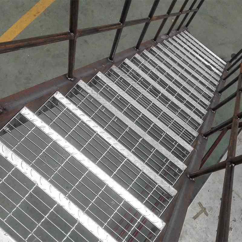 钢格板楼梯踏步板平台网板建筑工955地板钢格栅热格锌钢格板沟镀