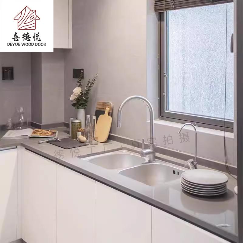 简约美观纯实木厨房橱柜石英石台面烤漆工艺工厂店直销