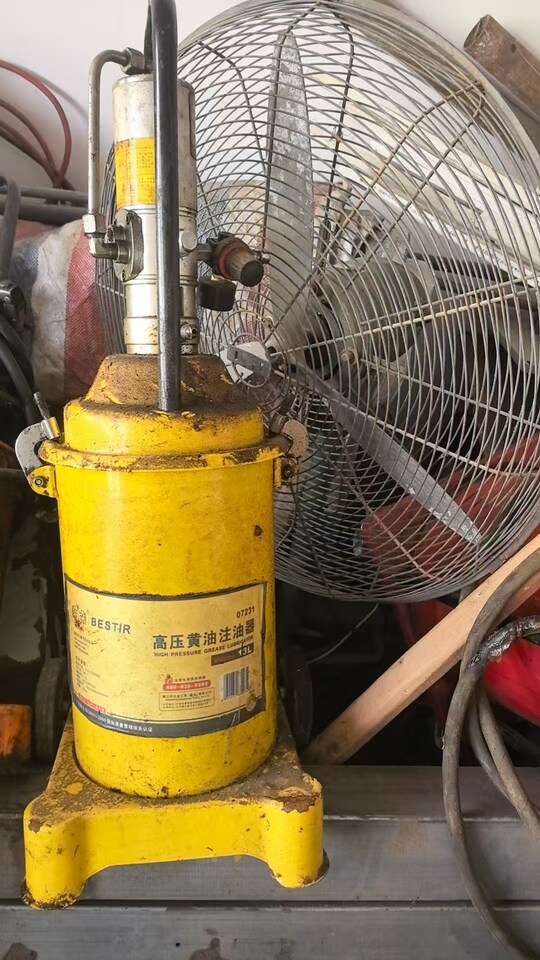 3月22日东莞市二手闲置汽车保养设备黄油机1台网络拍卖公告