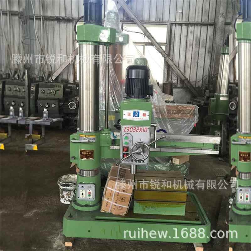 沈阳中捷摇臂钻床z3032摇臂钻床多孔钻床铸铁机床身工业台钻现货