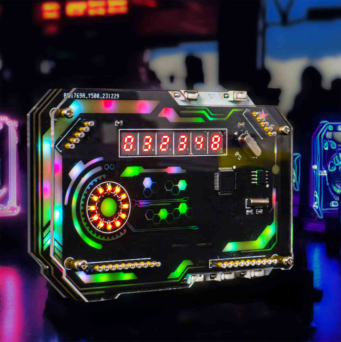 赛博朋克创意时钟桌面数字钟电子DIY焊接制作套件电竞桌面摆件