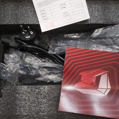 讨论一下：alienware外星人r13和r14区别哪个好？使用如何区别大不大