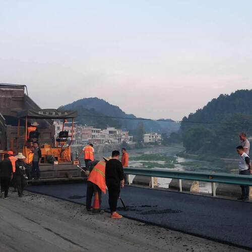沥青冷补料水泥路面坑洼填补速公路快速修补料桥梁裂缝冷沥青