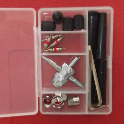 汽车户外用品 越野车汽车补胎工具(多功能套装) 越野工具包