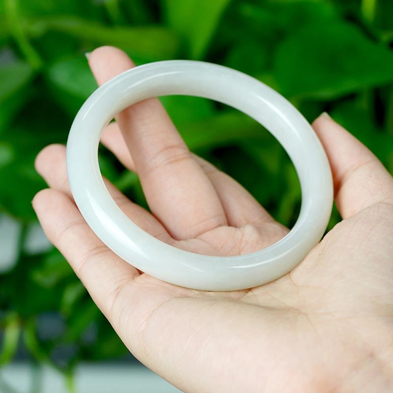 天然和田玉白玉手镯女款旺夫手镯玉石真玉镯子正品美人镯特价玉器