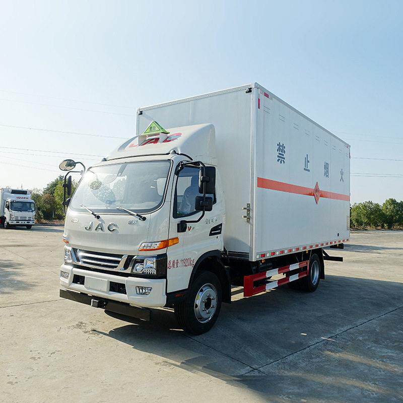 江淮蓝牌4.2米厢式危险品运输车 爆破工程矿车 用途广泛
