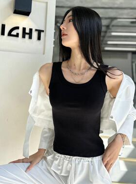 Women's vest can be worn externally with camisole and