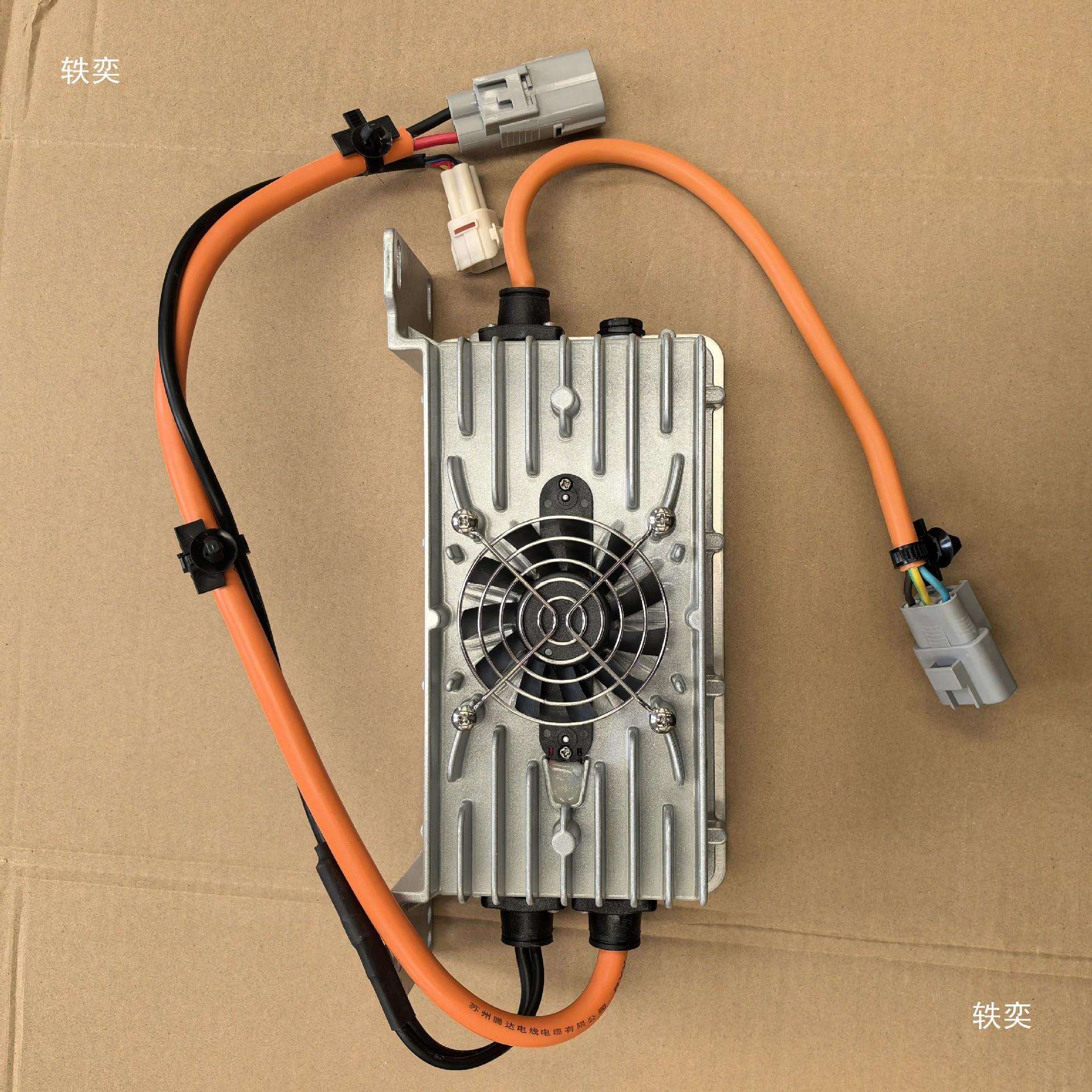 雷丁比德文达电动汽车充电机60V1100安时72V铅酸车载充电器