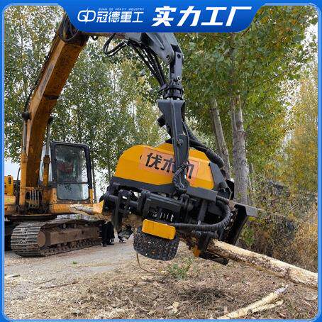 挖掘机全自动伐木设备农业伐树砍伐锯树机林场液压锯树切树机