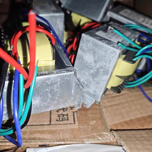 瑕疵变形剪线60W100W方形变压器音响方牛功放电源12V15隔离变压器