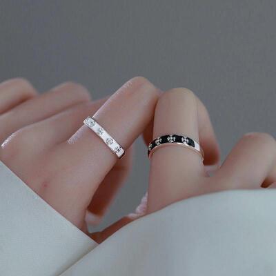 Cruciferous Glue Dropping Couple Ring Women