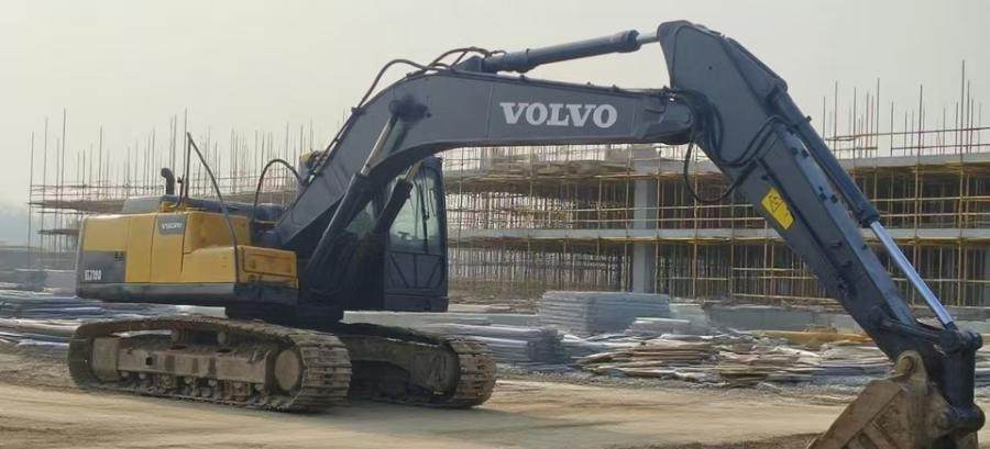 1月20日邢台沃尔沃210挖机网络拍卖公告