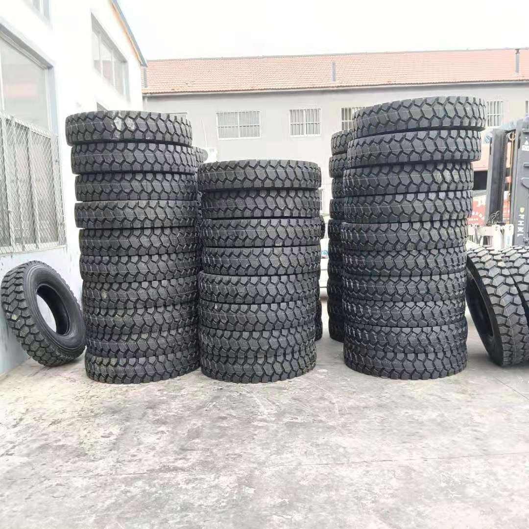 朝阳矿山自卸车轮胎 1200R24 全钢丝载重卡车工程轮胎 12.00R24