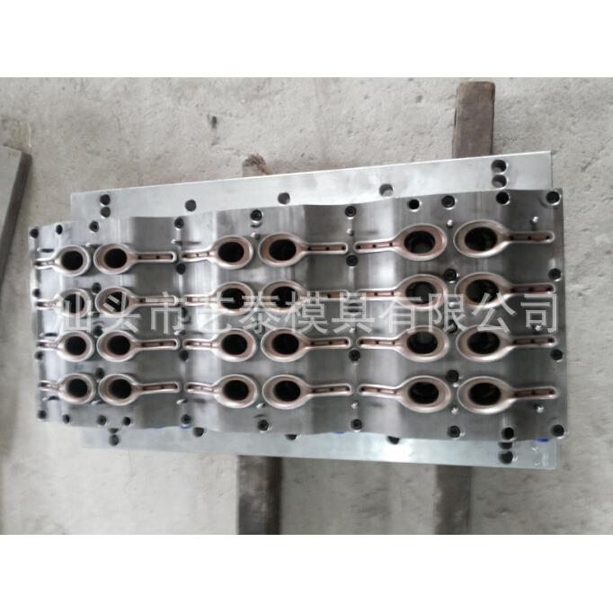 厂家制造一次性塑料汤勺模具,勺子模具,塑料叉子模具