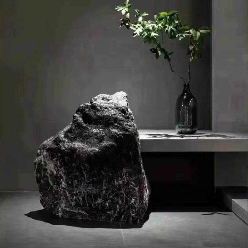 盛晟黑山石景观黑石料芝麻黑石材厂供应假山黑山石室内装饰景观