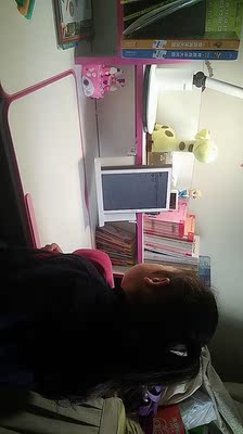 揭秘一起来分析下娃娃健儿童学习桌怎么样，甲醛有超标没有？