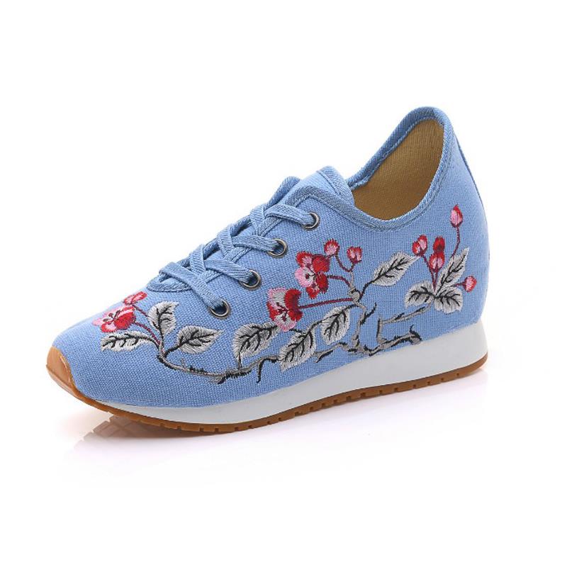 正品老北布鞋、增高女子运代动绣花鞋、春秋京妈妈适舒舞鞋、汉鞋