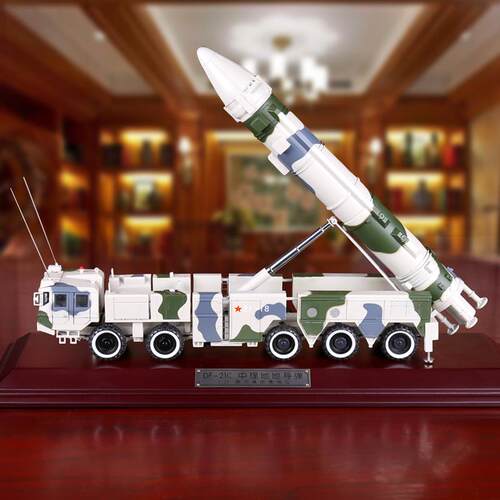 正品1:50东100巡风航导弹发射车模型饰长剑100合金人工静态装礼模