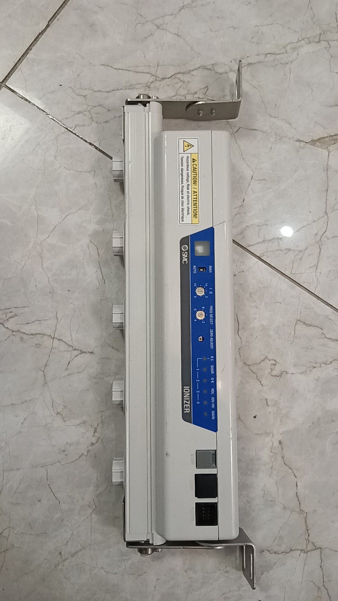 SMC静电消除器IZS42-340-06B，现货1个，单价1