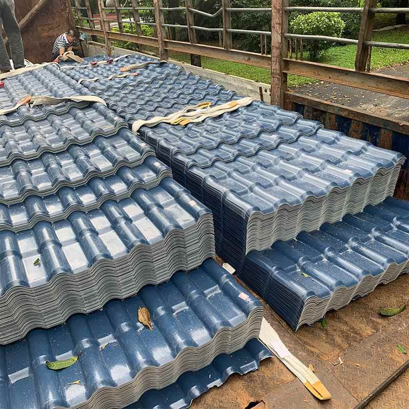 树脂瓦屋顶合成仿古瓦厂家塑料隔热瓦别墅屋面琉璃彩钢瓦片