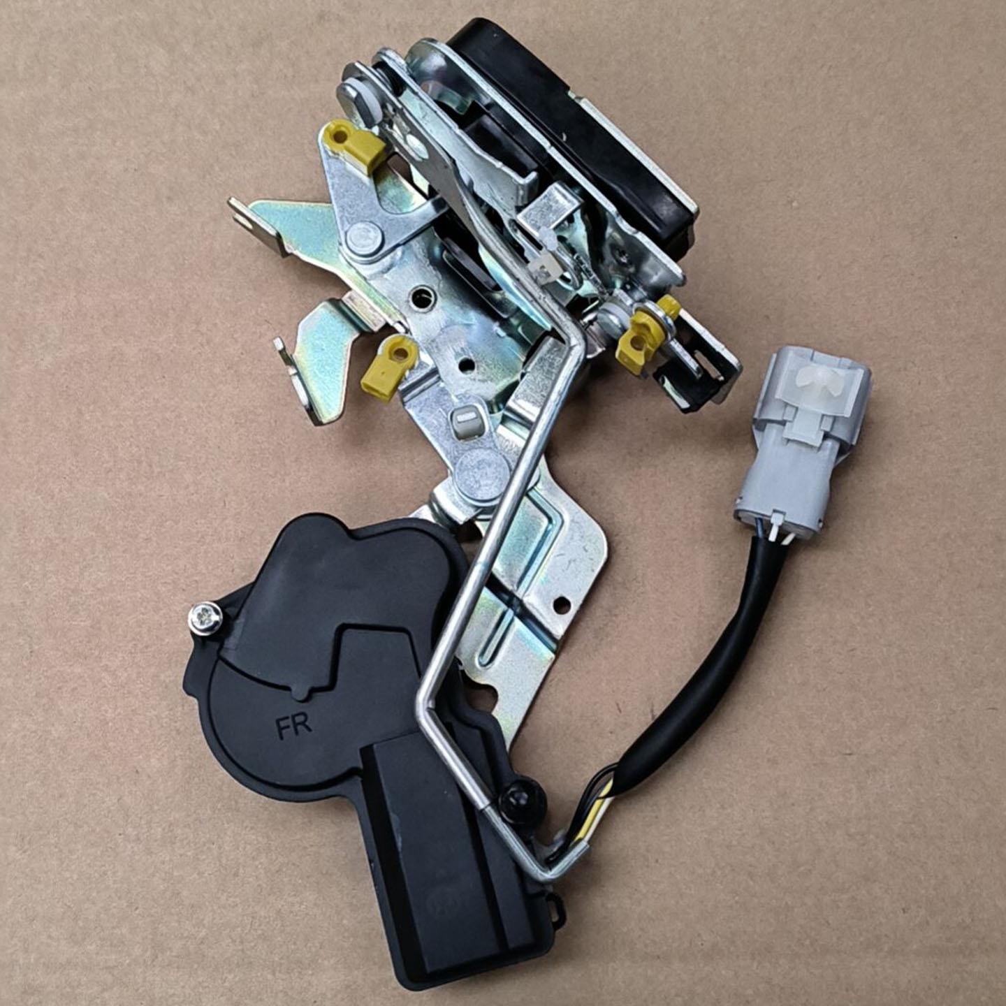 适配道爵开拓者S易咖X5X6X3电动汽车中控锁块酷跑车门锁体闭锁器
