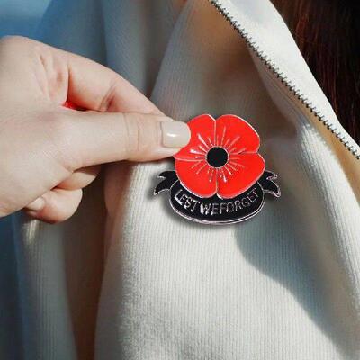 Poppy Souvenir Pin Metal Red Poppy Flower Lapel Lest We