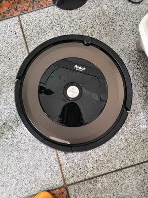 【话题】iRobot 890扫地机器人怎么样，有人反馈差，你怎么看