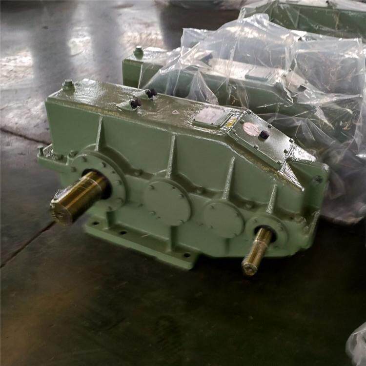 中齿面QJ减速机QJ200精组合高精度齿轮载硬减速机承能密力高