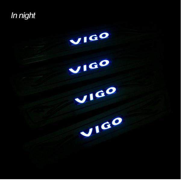 VIGO 皮卡不锈钢带灯门槛条 VIGO door sill 迎宾踏板