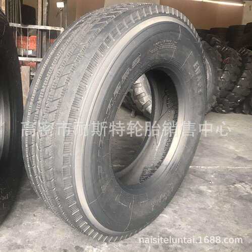 拖车平板车轮胎315/80R22.5卡车钢丝真空轮胎385/65R22.5卡车轮胎
