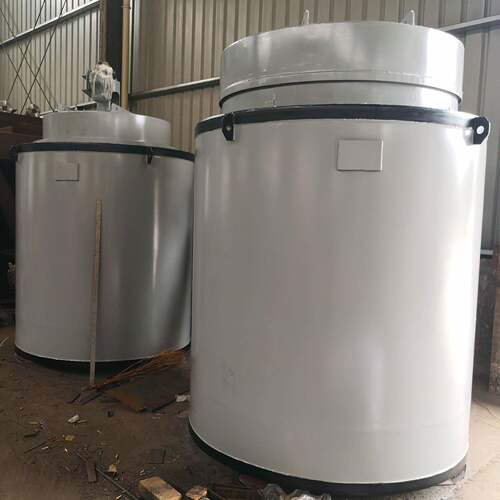 厂家制造盐浴氮化炉QPQ处理设备液体氮化氧化预热井式炉