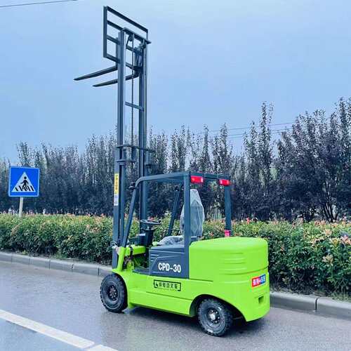 新能源叉车多功能灵活压搬运堆高1.5吨叉车.5吨液电叉动车